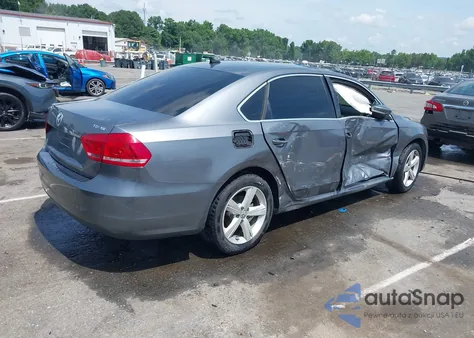 2013 Volkswagen Passat 2.0L Tdi Se из США, поврежденный, VIN 1VWBN7A33DC081735